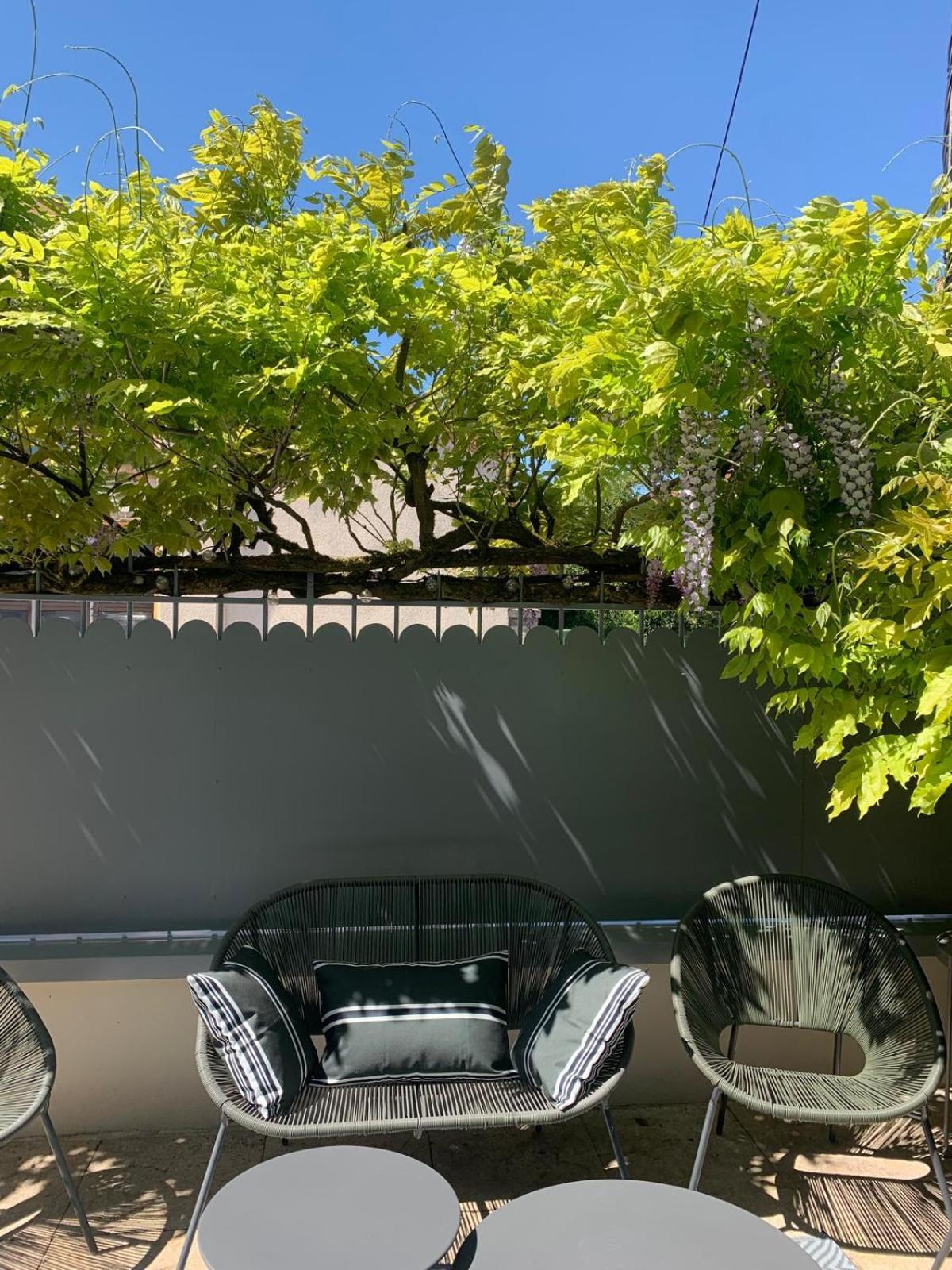 Joli T2 Jardin Parking Proche Gare Centre Ville Dijon Dış mekan fotoğraf